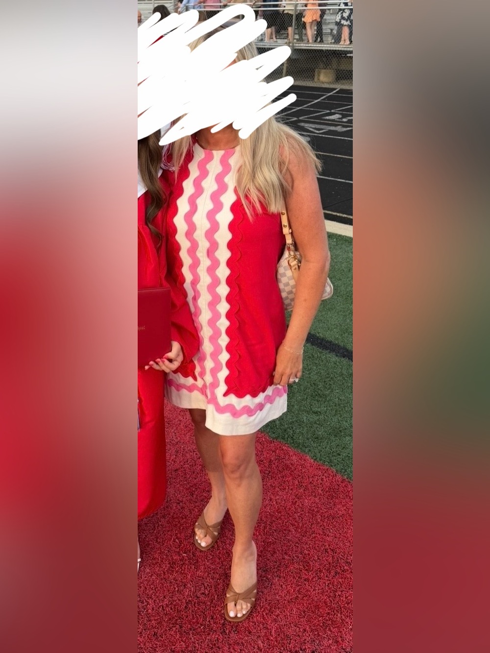 Dress with Pockets! Only worn once. - Picture 4 of 4